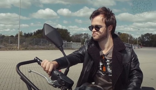 Coronavlog 10 Liam vlogt over zijn stoere vader